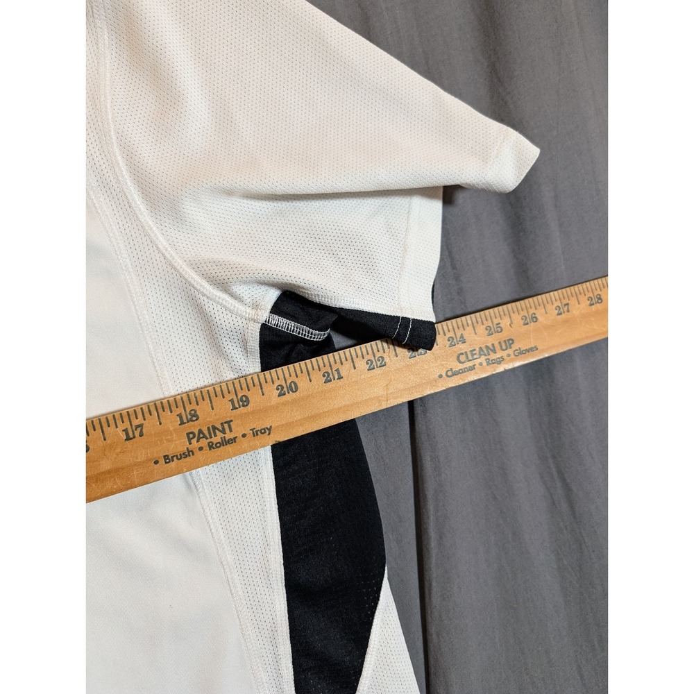 Champion Size Large Short Sleeve White Sports‎ Shirt - Picture 6 of 12